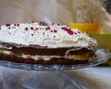 A picture of step 21 of Poppy seeds cake with lemon curd.