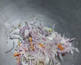 A picture of step 2 of Chinese bhel.