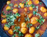 A picture of step 6 of Dum aloo (baby potato curry).