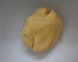Foto langkah ke 2 dari resep 29. Pie Matcha Panggang Teflon #RabuBaru.