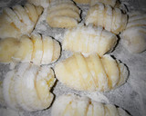 Foto del paso 5 de la receta: 🥔🍅🧀Ñoquis de papa/patata🍅🧀🥔