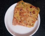 A picture of step 2 of Cheese chilla sandwich.