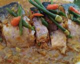 Foto langkah ke 8 dari resep Patin bumbu kuning.