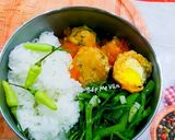 Hình bước làm 1 của món Hộp Cơm Vui Vẻ 2(Rau muống xào tỏi,thịt viên sốt...)