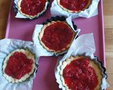 Une image de l'étape 5 de Tartelettes au chocolat blanc framboises.