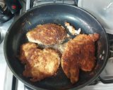 Foto del paso 3 de la receta: Pollo a la parmesana al sartén