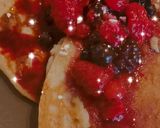 Foto del passaggio 5 della ricetta Pancakes proteici e frutti rossi