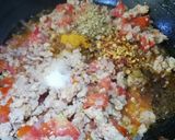 A picture of step 5 of Chicken qeema karahi.
