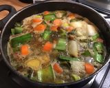 Une image de l'étape 21 de Soupe de légumes au lard et jus d'agneau.