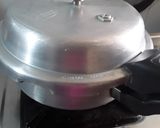 மரவள்ளிக்கிழங்கு மசியல் ரெசிபி ஸ்டேப் 1 புகைப்படம்