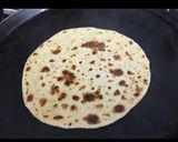 A picture of step 4 of Daal Paratha.