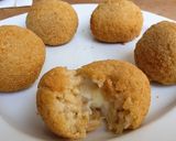 Foto del passaggio 5 della ricetta Crocchette di risotto al tartufo con cuore filante di scamorza
