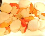 A picture of step 1 of Sea scallops in soy sauce.