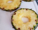 A picture of step 2 of Honey Brandy Pineapple 😀.