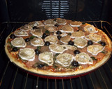 Foto del paso 12 de la receta: Pizza económica con rulo de queso de cabra (Glaciar)