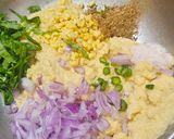 A picture of step 2 of Crispy moong dal pakore.