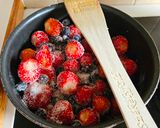 Eper-áfonya lekvár recept fázis 1 fotója