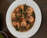 Foto langkah ke 5 dari resep Udang cabai hijau saus tiram.
