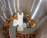 A picture of step 3 of Almond Cookies.