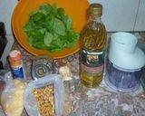 Foto del paso 1 de la receta: Salsa pesto.Tips y modo de conserva.🥫🍝