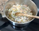Foto del paso 2 de la receta: Risotto de Langostinos al Ajillo con toque de limón 🍋 🧄 🦐