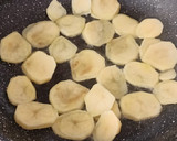Foto del paso 1 de la receta: Merluza a la sidra con almejas y patatas