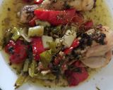 Foto del paso 6 de la receta: Muslitos de pollastre, especias y prebes vermells - Pollo con especias y pimientos rojos en su salsa