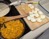 Foto del paso 7 de la receta: Huevos cocido con carne