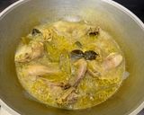 Foto langkah ke 3 dari resep Ayam Goreng Kremes.