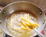 A picture of step 3 of French fries 🍟🍟🍟.