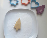 Foto del paso 2 de la receta: Galletas navideñas 😋🎅