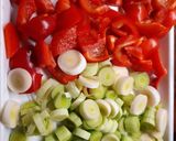 Vegyes savanyúság recept fázis 2 fotója