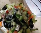 A picture of step 4 of Greek Salad 🥗.