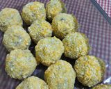 Foto langkah ke 5 dari resep Bola ubi ungu coklat lumer.