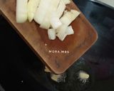 Foto langkah ke 3 dari resep Semur Ayam &Telur.
