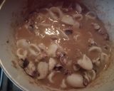 Foto del passaggio 3 della ricetta Calamari con funghi