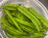 煙燻鴨肉絲炒翼豆（楊桃豆）｜家常菜｜快速料理的食譜步驟1照片