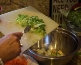Foto del paso 5 de la receta: Ensalada de papas con cebolla de verdeo