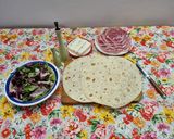 Foto del passaggio 1 della ricetta Piadina ripiena di pancetta tesa