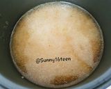 Gambar langkah 2 resipi Nasi Tim Ayam Telur Puyuh.