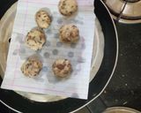 A picture of step 4 of Choco filled Cookies.