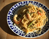 Foto del paso 7 de la receta: Spaghetti picantes con trigueros y langostinos