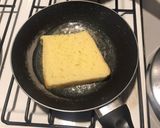 Foto langkah ke 7 dari resep Makanan AnakRoti Susu Lapis Telur Orak Arik.