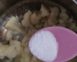 A picture of step 2 of Cheesy Potato balls.