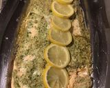 Une image de l'étape 9 de Filet de saumon sauvage en papillote au fumet de homard échalotes persil crème et citron.