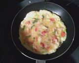 Foto langkah ke 8 dari resep Omelet telur ala Hotel (telur dadar).
