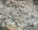 अखरोट और गोले का लड्डू(Akhrot aur gole ka laddu recipe in Hindi) रेसिपी चरण 3 फोटो