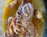 Une image de l'étape 5 de Gigot d’agneau à l’ail, miel, moutarde et muscat.