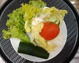 รูปขั้นตอนการทำที่ 1 ของ สลัดไข่ต้มหมูแข็งแรง