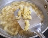 A picture of step 2 of Paneer Fusilli Pasta.